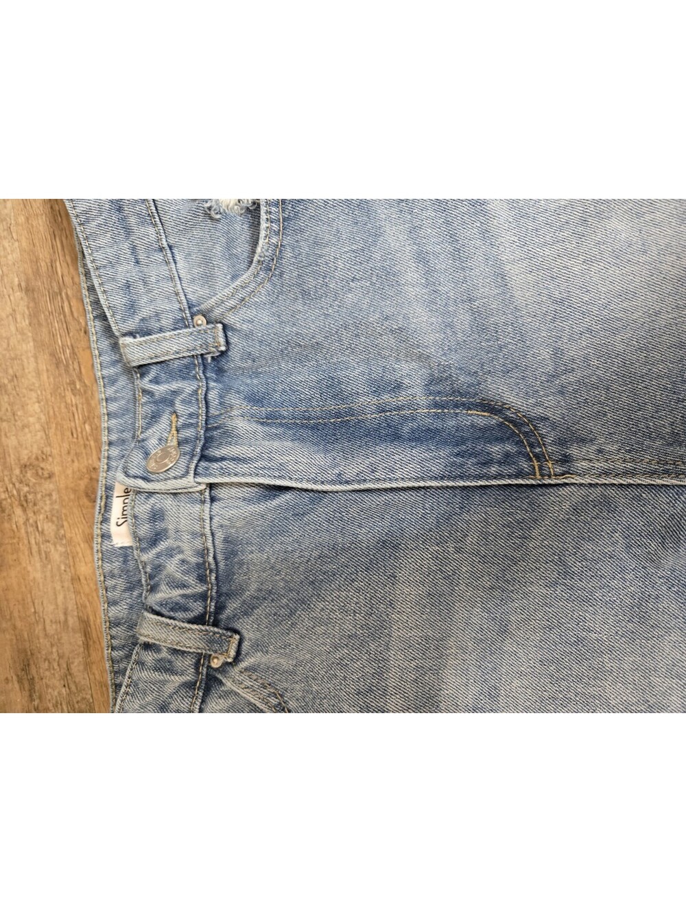 Simple Society Distressed High-Waisted Denim Jean Shorts - Size 9/29 - Picture 4 of 15
